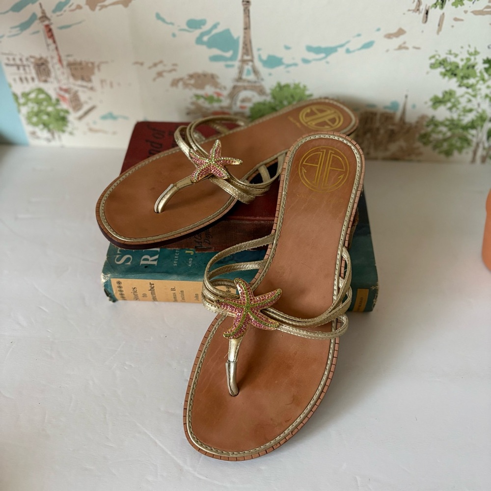 Lilly Pulitzer Women's Starfish Rhinestone Thong Sandals Flip Flops Size 8